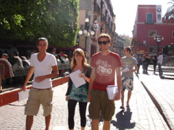 Students between the Plaza Union and the Teatro Juarez